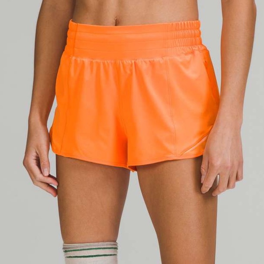 Lululemon Hotty Hots HR 2.5”, Size 6, Orange Soda